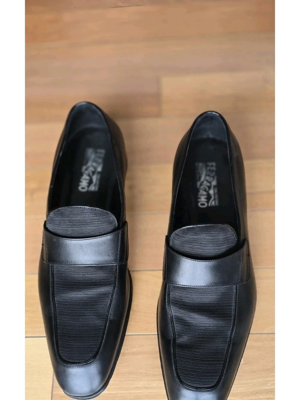 Salvatore Ferragamo Men’s Black Leather Loafers